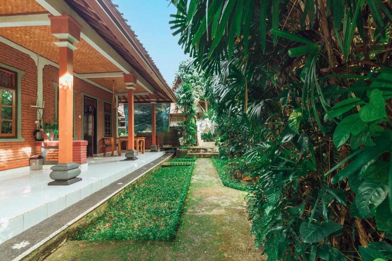 Suastika Lodge Ubud  Exterior photo